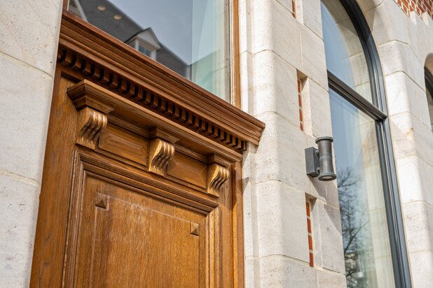 Tijdloze elegantie en moderne luxe op een toplocatie