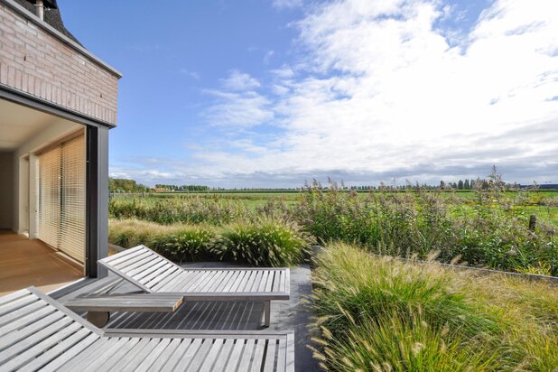 Exclusieve woning met open zicht op de polders in Knokke...