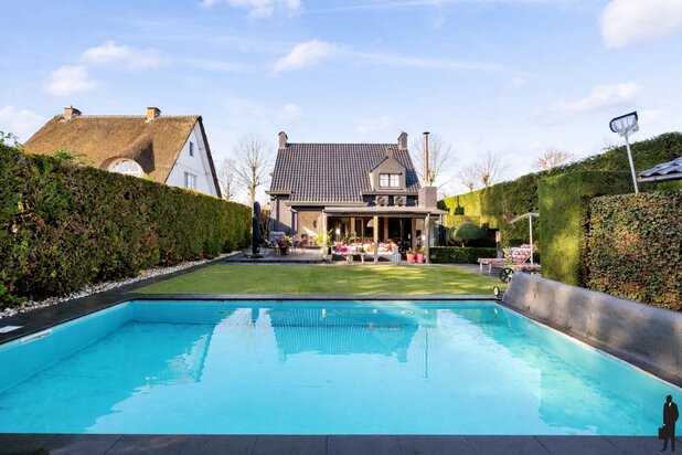 Vrijstaande woning met zwembad in de begeerde St Lucaswijk!