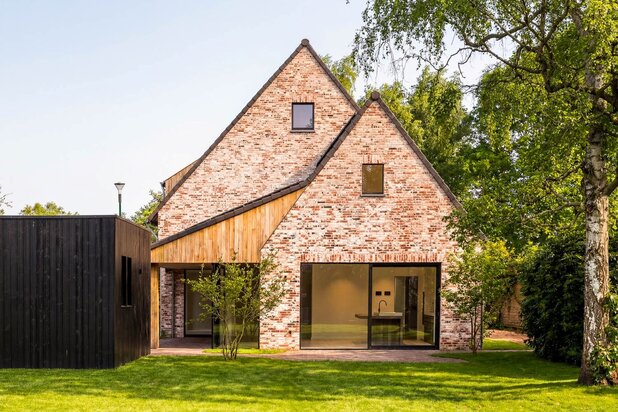 High-end villa met zuidgerichte tuin 