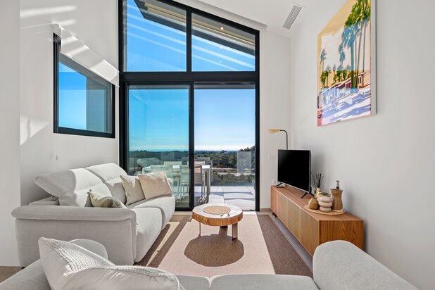 Prachtige zonnige, instapklare penthouse met onvoorstelbaar uitzicht over Las Colinas Golf & Country Club