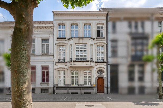 Karaktervol burgerhuis in hartje Turnhout