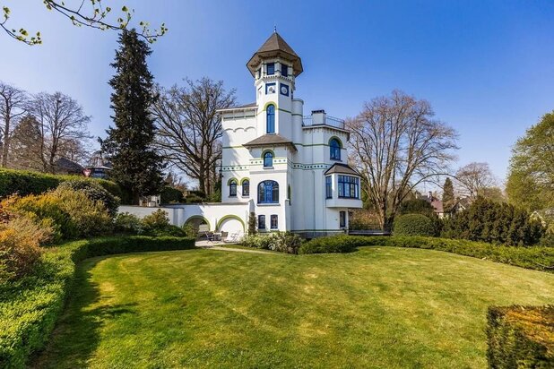 Genval - Villa Art nouveau sur 22 ares avec vue sur le lac