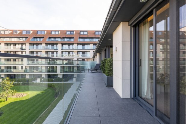 Ruim luxeappartement (302 m²) te koop in La Rive te Knokke!