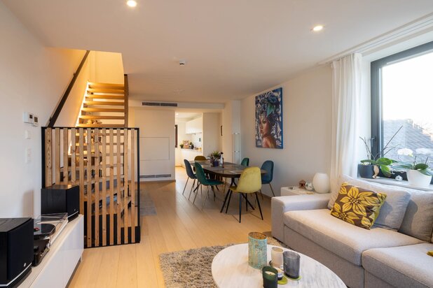 Pl. Brugmann superb penthouse 4 bedrooms renovated