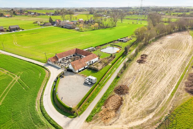 Ferme unique avec établissement de restauration