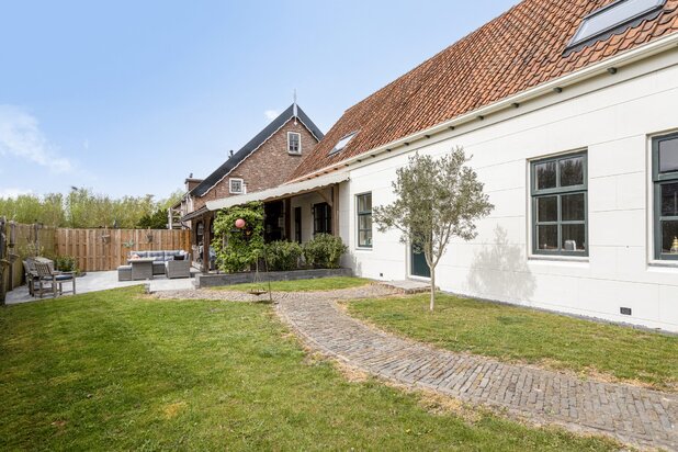 Historisch gebouw te koop in BIGGEKERKE met referentie 19111305633