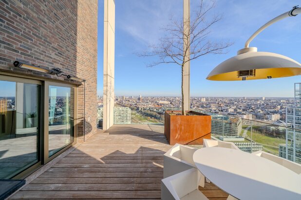 Panoramisch luxe-appartement met gigantisch terras