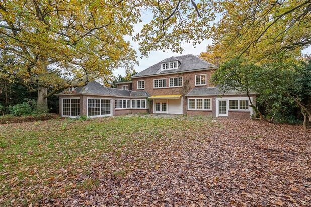 Karaktervolle Villa 1951 met  Zuidwestgerichte Tuin