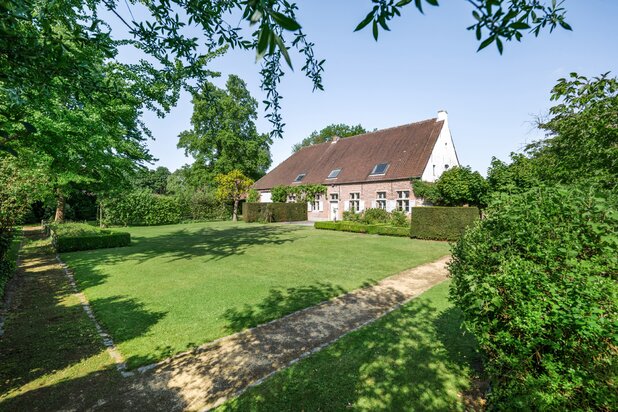 Characteristic farmhouse with a granny flat