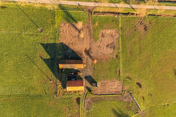 Te renoveren hoeve op idyllisch landelijk perceel