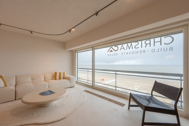 Breed appartement (>5,5m) met spectaculair zeezicht op Zeedijk-Knokke