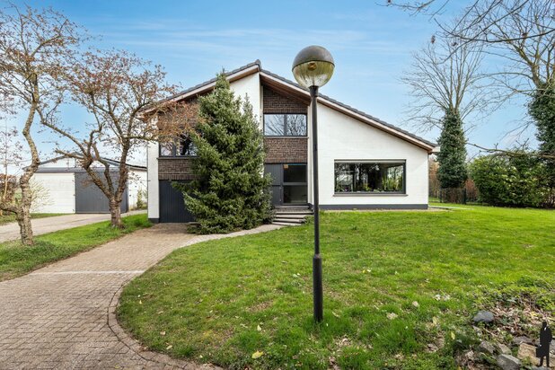 Ruime woning met weids uitzicht op 4.615 m² in Meerle