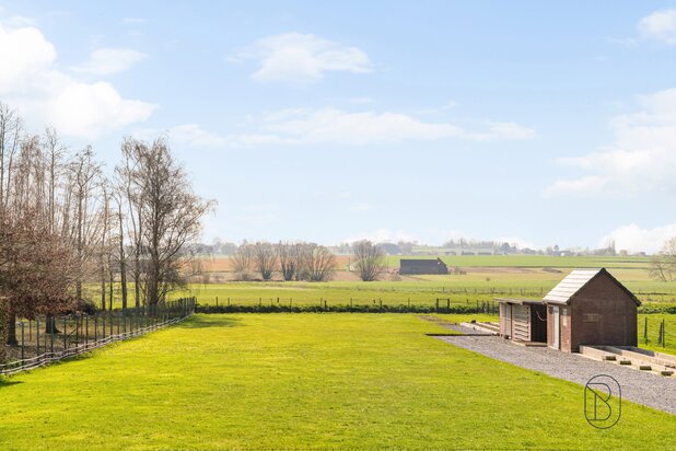 Superbe villa avec vue magnifique, tinyhouse + double garage