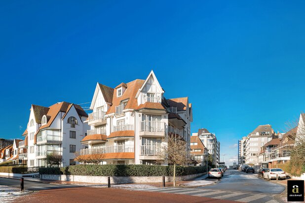 Rare turnkey 298 m² villa-penthouse [Albertstrand].