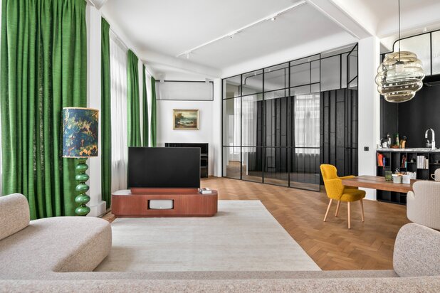 High-end city loft with exclusive 120m² roof terrace!