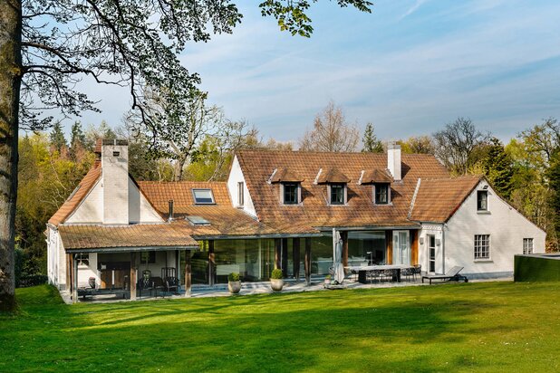 Rhode-Saint-Genèse I Sainte-Anne