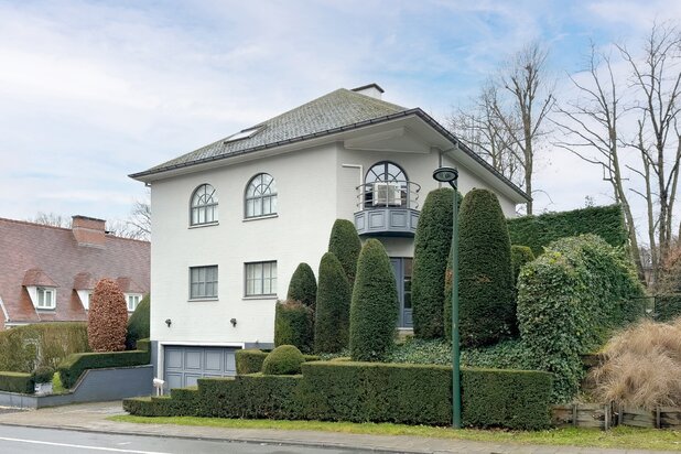 Parc Brugmann - Villa de ± 450 m² bruts avec jardin & garage