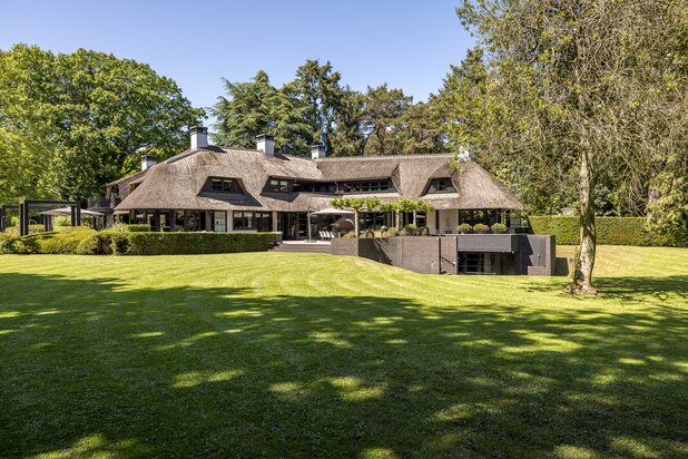 Villa te koop in LAREN met referentie 19811311946