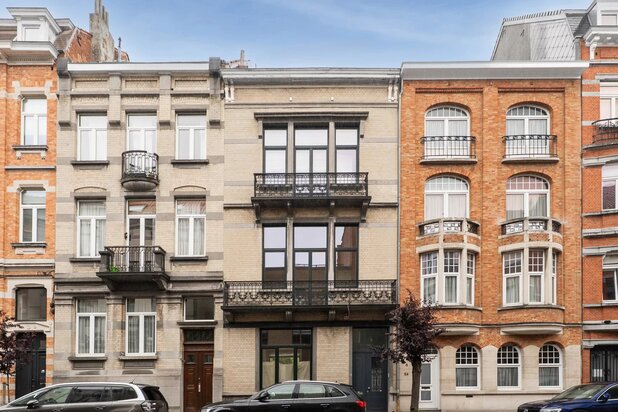 Gerenoveerd herenhuis met tuin