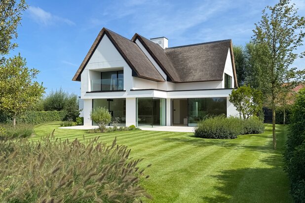 Exclusieve nieuwbouwvilla aan de rand van het Zoute...