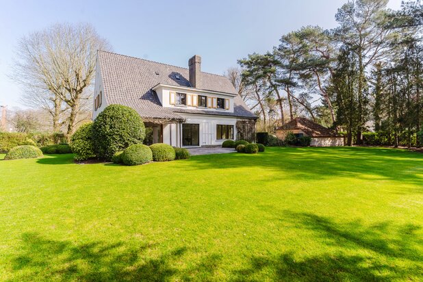 Binnenkort te koop: Gerenoveerde villa te Sint-Martens-Latem