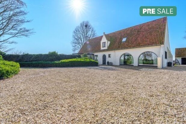 Landelijk alleenstaand huis op 4.806m² in Aarsele