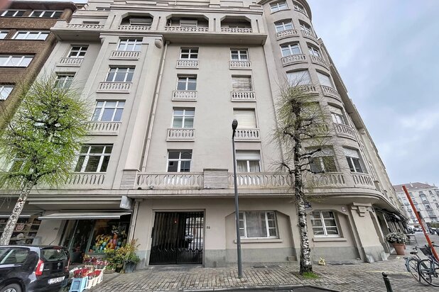 Place Brugmann - Apartment for sale | Garage