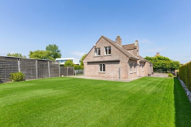 Prachtige villa in doodlopende straat in Westende