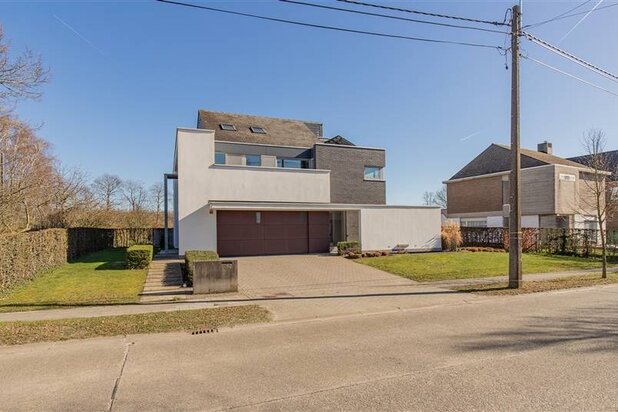 Prachtige villa met landelijk uitzicht te Mariekerke!