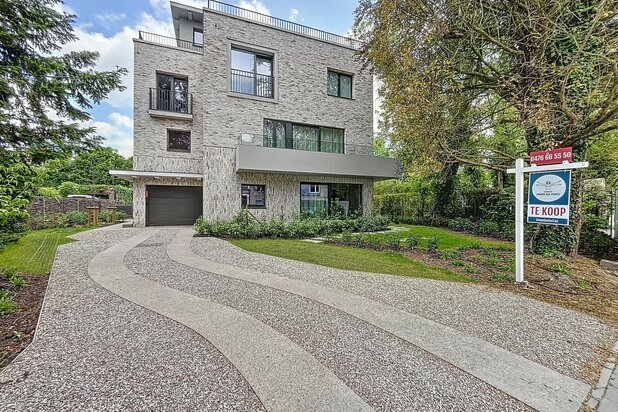 Luxueus nieuwbouwappartement nabij station Gent-Sint-Pieters