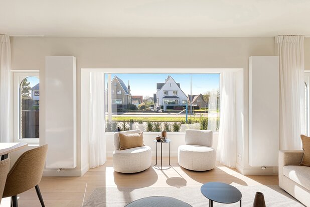 Instapklare luxe villa nabij strand in Duinbergen