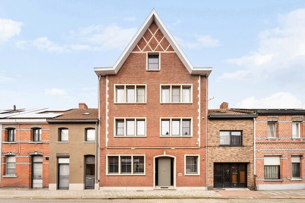 Karaktervolle stadswoning met tuin en veelzijdige indeling