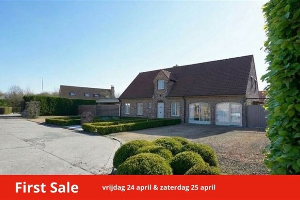 First Sale: vr 24/4 (16.00-20.00) & za 25/4 (9.00 - 17.00)