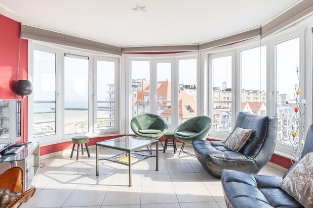 Zongerichte penthouse met zeezicht te koop!
