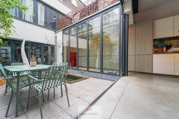 Stadsparel (264 m²) met binnentuin!