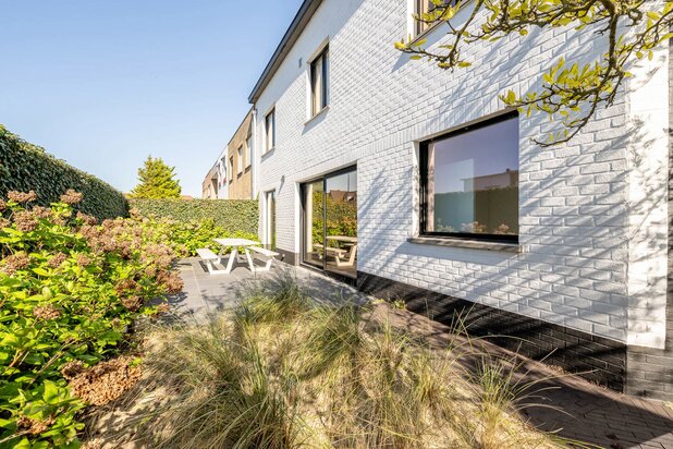 Hoekwoning met zuidgerichte tuin in Knokke