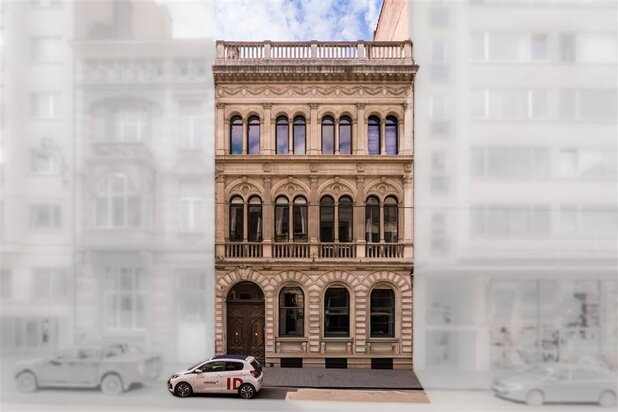 Uitzonderlijk huis op een steenworp afstand van de Louizalaan :