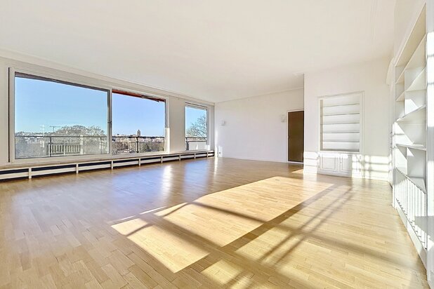 Appartement 3 chambres, terrasses, 2 garages