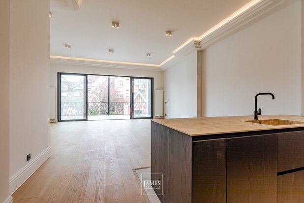 Un appartement intégralement rénové avec terrasse