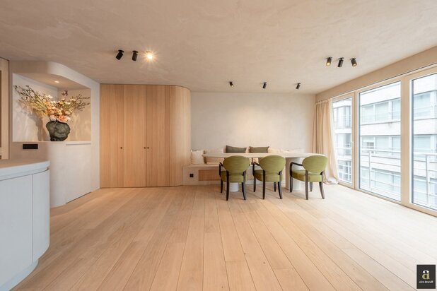 Mooi appartement met 3 slaapkamers, nabij de Zeedijk (Zoute)