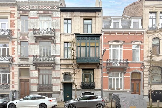 Brugmannplein: huis met 6 slaapkamers + tuin op het zuiden