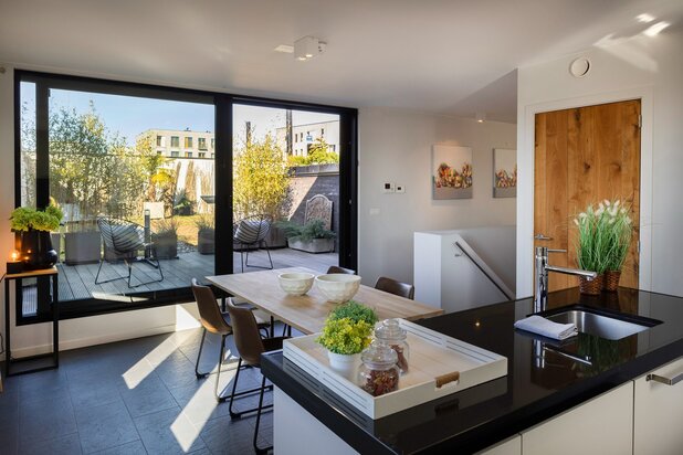 Knap duplex-appartement met mooie daktuin.