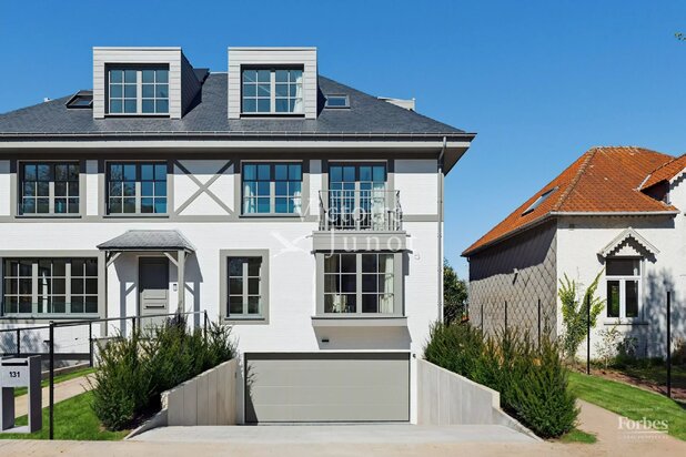 Prachtig nieuw huis met 6 slaapkamers – tuin – garage