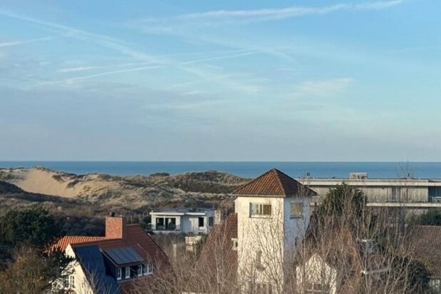 Duplex exclusif avec vue sur la mer à vendre à Oostduinkerke