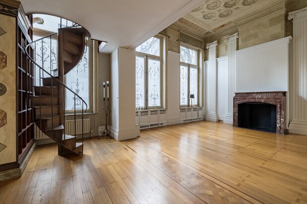 Chatelain - Spectacular ground floor duplex +/- 185 m²
