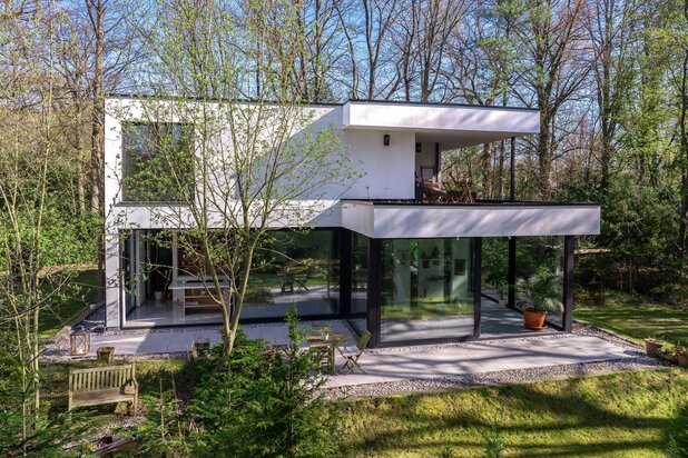 Energiezuinige moderne villa in het groene Schotenhof