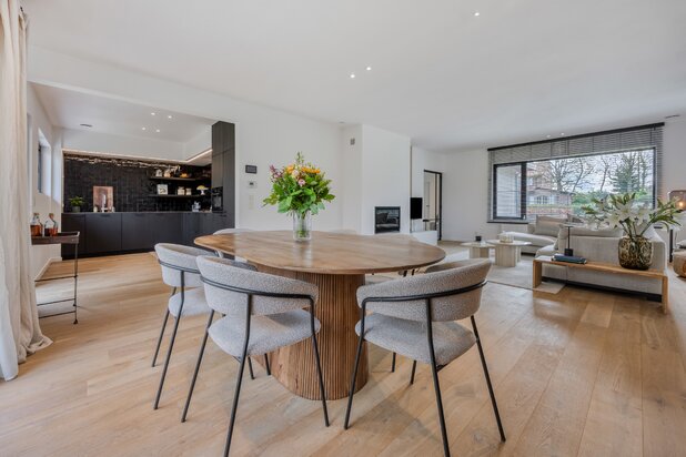 Instapklare gelijkvloerse woning bij kasteel ’s-Gravenwezel