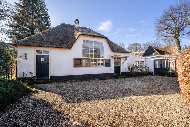 Villa te koop in LAREN met referentie 19911418335