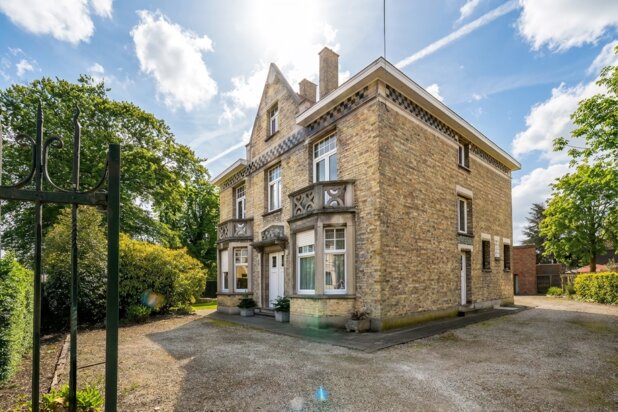 Karakterwoning op ruim perceel